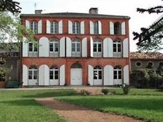 Chambres D'Hotes Au Chateau Saint-Nicolas-de-la-Grave Frühstückspension